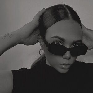 Black Sleeveless Knit Top